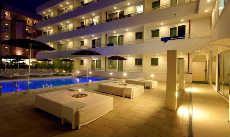 hotelmokambo en mirabilandia-free-included-in-your-stay 005