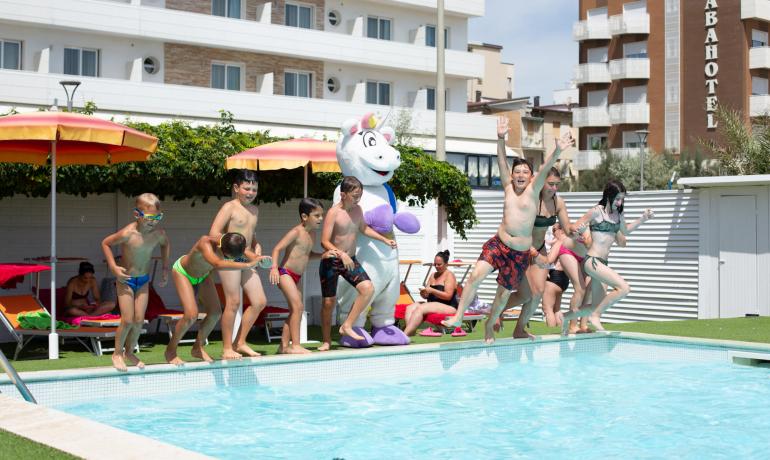 hotelmokambo de angebot-fuer-pfingsten-italien-hotel-mit-privatstrand-cesenatico 004